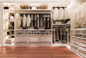 5 dicas de iluminação para closets e armários
